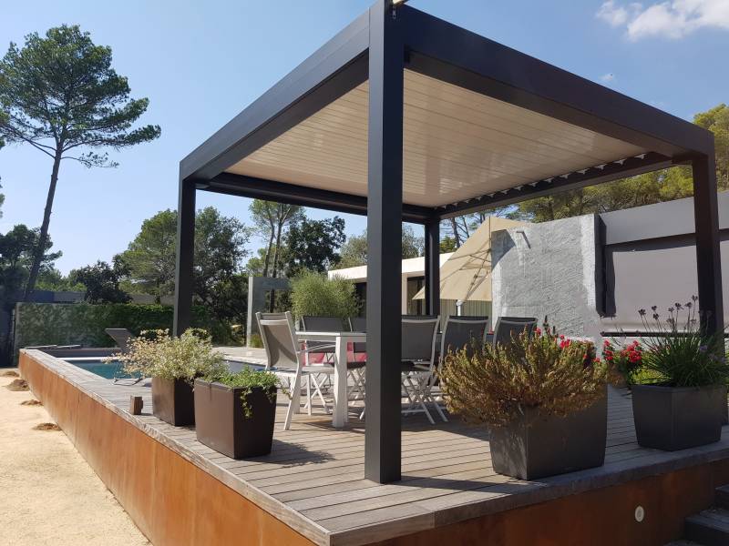 Grand Sud Habitat : exposant au Salon Piscine & Jardin au parc Chanot à Marseille du 25 au 28 février 2022