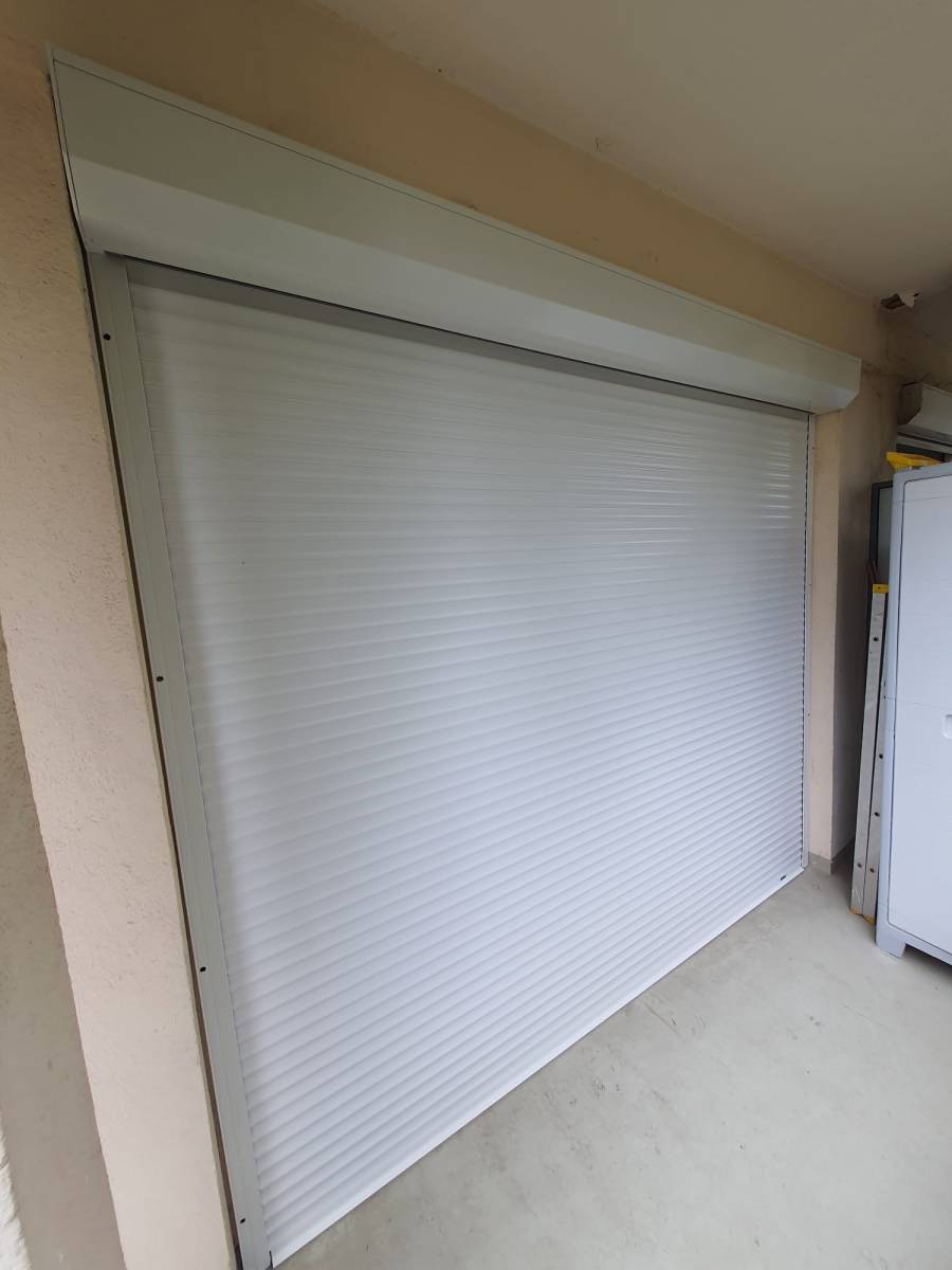 Choisir son volet roulant sur-mesure à Marseille 13007 La Corderie