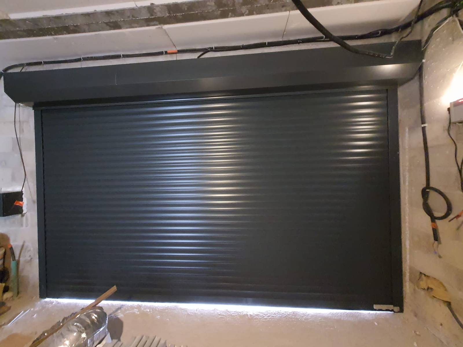 Installation de volets roulants en alu sur mesure au meilleur prix à Aubagne 13400