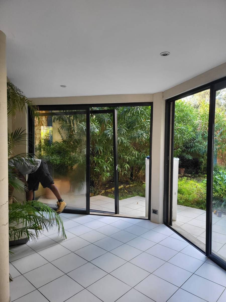 Quels sont les avantages de la pose de fenêtre et baie vitrée en aluminium à Marseille 13008 Perier .