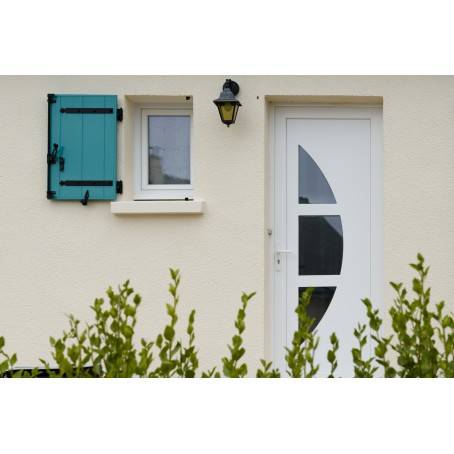 Volets battants en aluminium à lames verticales posés sur à Marseille et ses villes voisines au meilleur prix