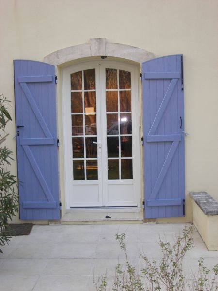 Volet battant en Aluminium sur mesure posé sur Marseille et ses alentours