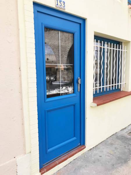 Porte d'entrée de qualité en aluminium avec double vitrage de la marque BeL'M sur Marseille au meilleur prix